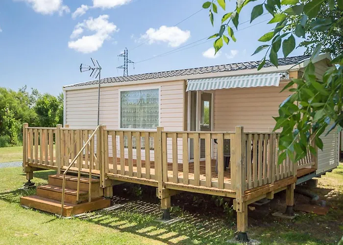 Mobil-home Avec Terrasse A - Api-1-52-1328 * Puyravault (Vendee)