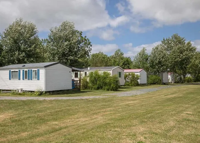 Kemp Mobil-home Avec Terrasse A - Api-1-52-1328 Puyravault (Vendee)